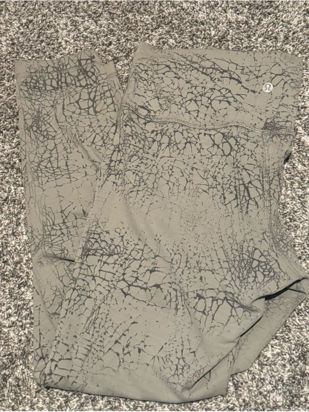 Lululemon Cracked Print High-Waist Leggings - Sage Gray